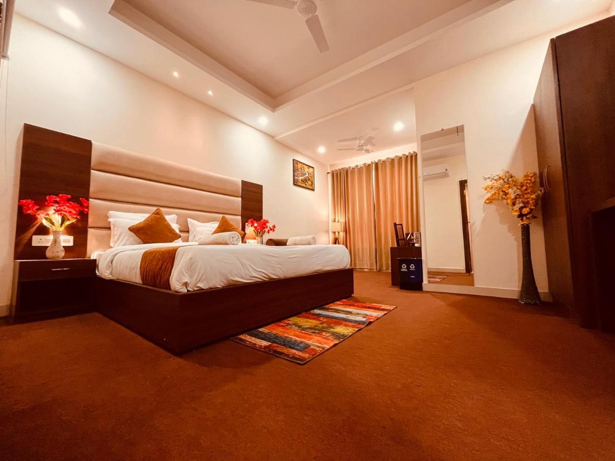 Hotel The Pacific Grand, Haridwār Extérieur photo