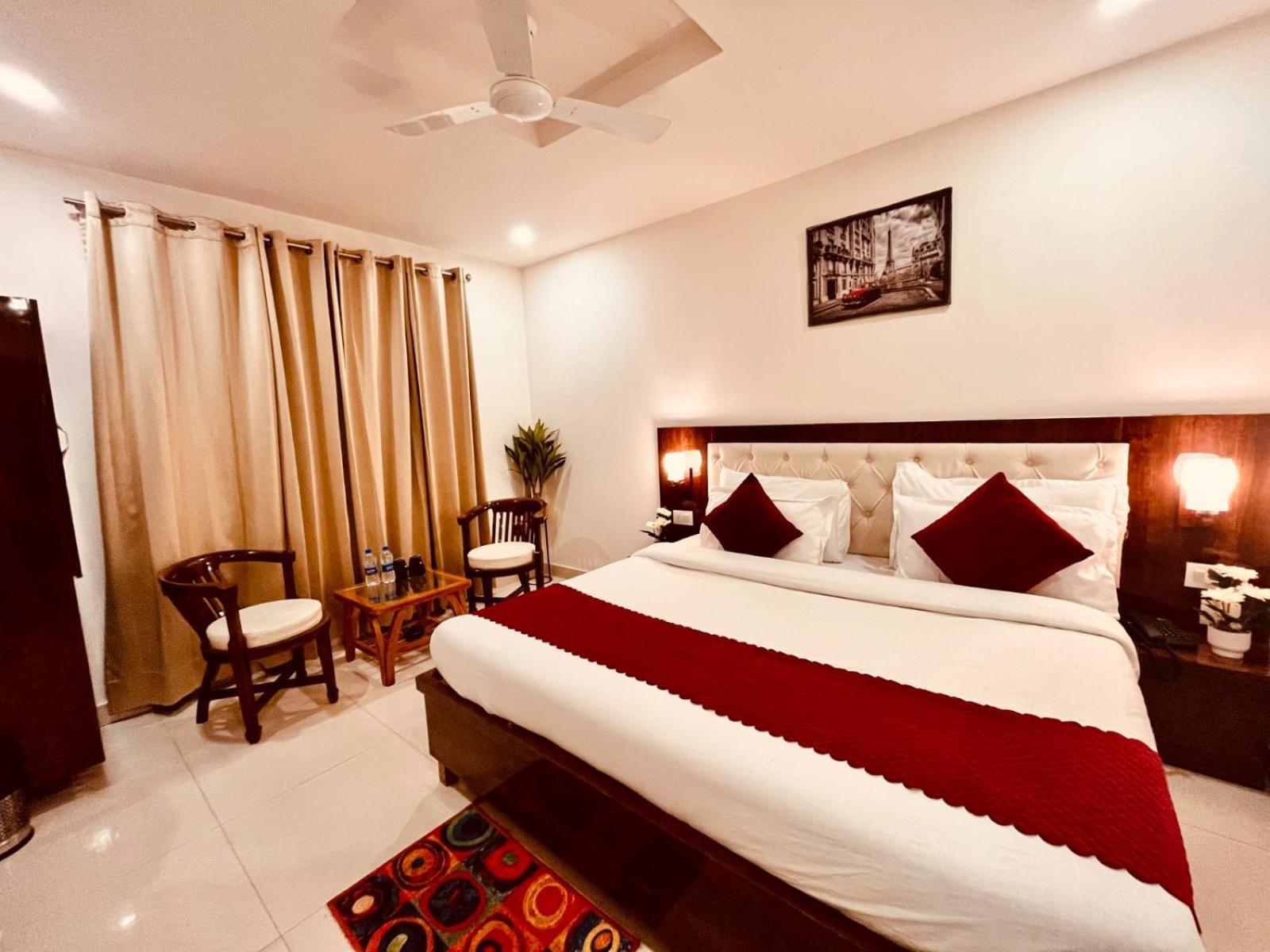 Hotel The Pacific Grand, Haridwār Extérieur photo