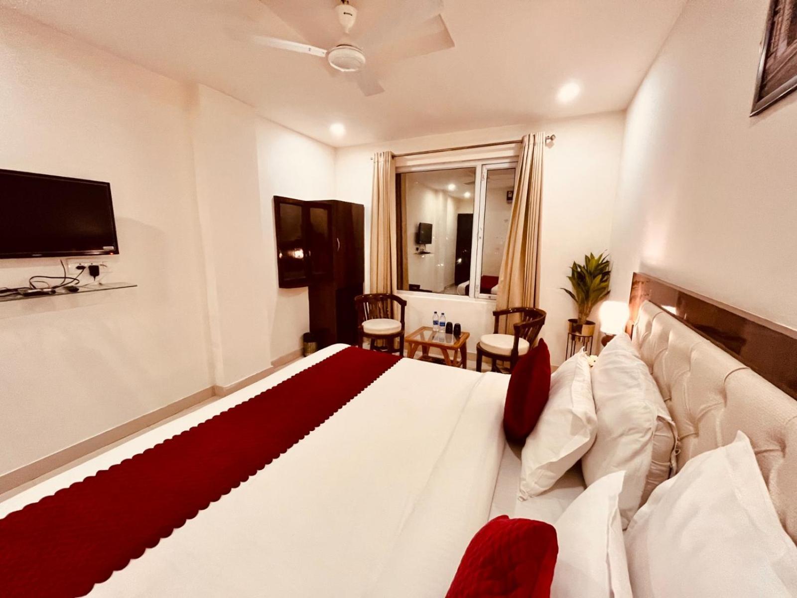 Hotel The Pacific Grand, Haridwār Extérieur photo